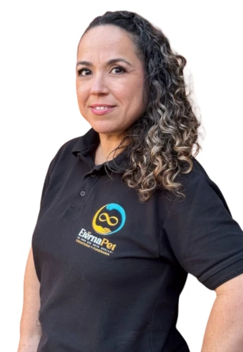Paulina Silva. Administradora EternaPet.